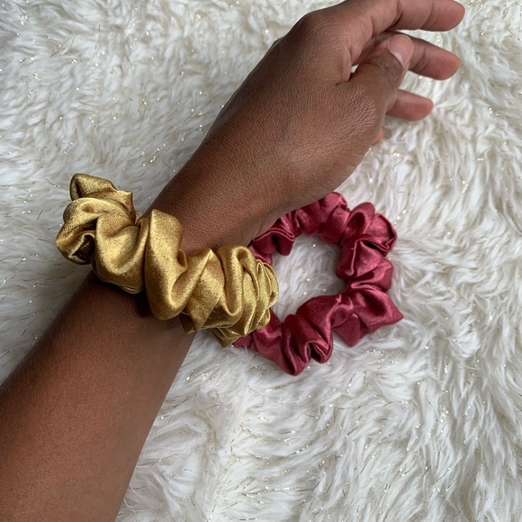 Set of 2 Small Zabeline Satin Hair Scrunchies - Picture 4 of 5
